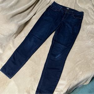 dark wash medium rise skinny ankle jeans